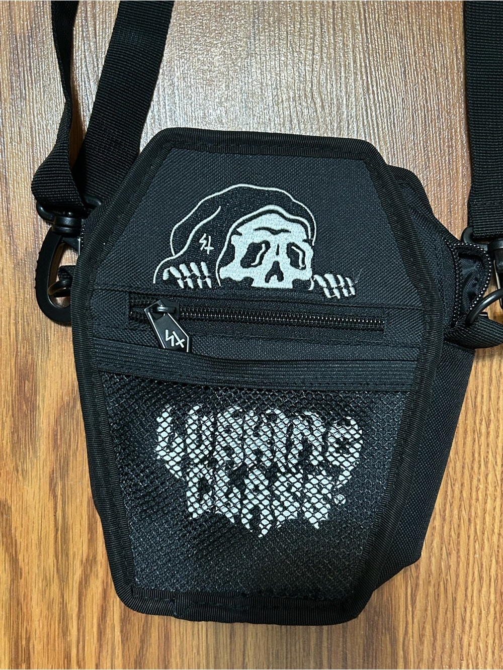 Lurking Class sling bag